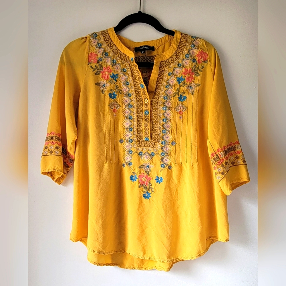 ANDREE by UNIT Embroidered Tunic, Loungewear, Small